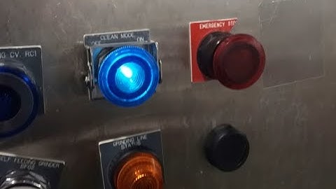 Replacing an illuminated push-pull button on a control panel
