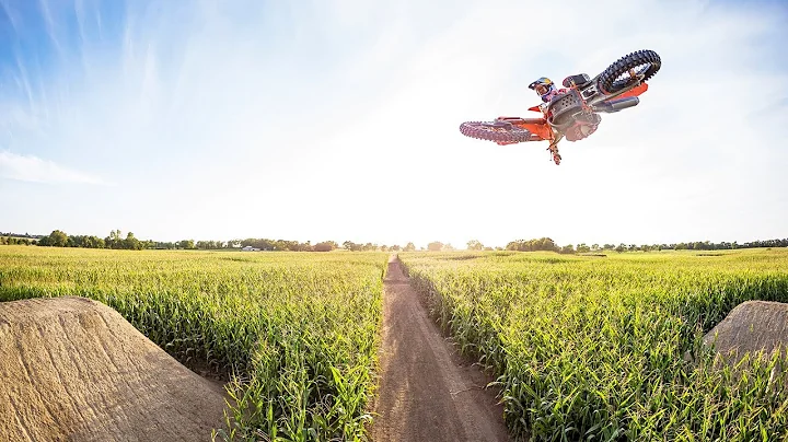 Ryan Dungey returns to his roots on secret cornfie...