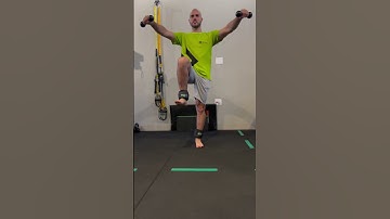 Caneleira - Abdução de Ombros com Flexão Alternada de Quadril