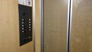 видео: 💥6 этажка! Лифт (КМЗ-1994 г.в); V=1 м/с; г/п 400 кг (Саратовское шоссе 85/1 подъезд 1; Балаково) картинка: 💥6 этажка! Лифт (КМЗ-1994 г.в); V=1 м/с; г/п 400 кг (Саратовское шоссе 85/1 подъезд 1; Балаково)