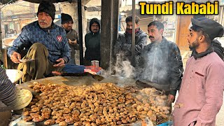 PEOPLE MORE REACTIONS ABOUT INDIAN STYLE TUNDI KABABI RECIPE IN LAHORE STREET FOOD  CHEAPEST FOOD