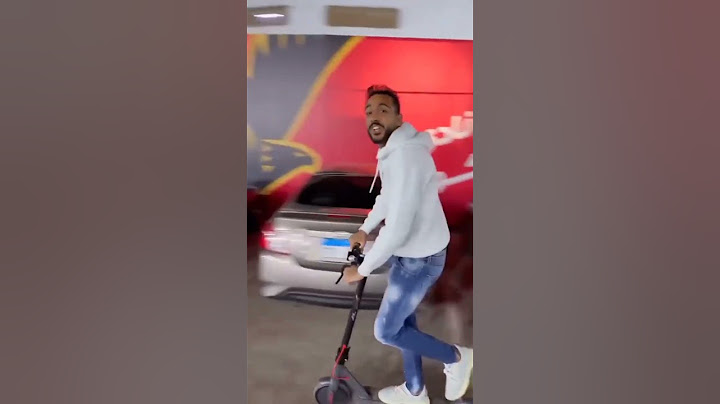 محمود كهرباا يظهر بالسكوتر داخل الاهلي بعد ماباع عربيته😂#كهربا #احمد_العدوي #عدوستا