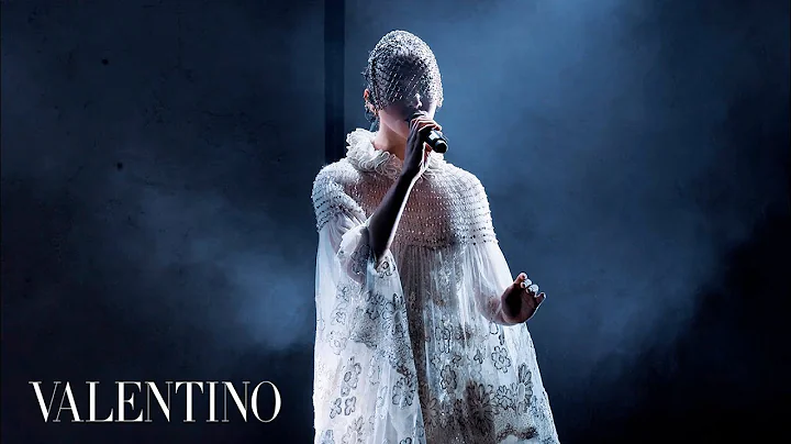 Valentino | FKA Twigs Live Performance x #Valentin...
