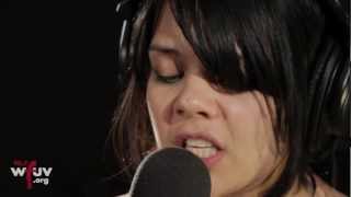 Bat for Lashes - &quot;Lilies&quot; (Live at WFUV)