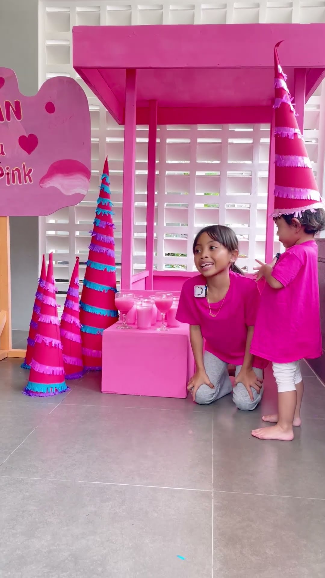 LEIKA AJAK LEXIE JUALAN SERBA PINK #leika #shorts