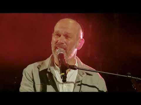 שערי שמים פתח ציור בחול עם יונתן רזאל 