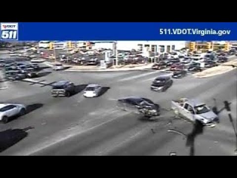 Bad Driver Runs Red Light & Crashes Head-On Into Innocent Driver In ...