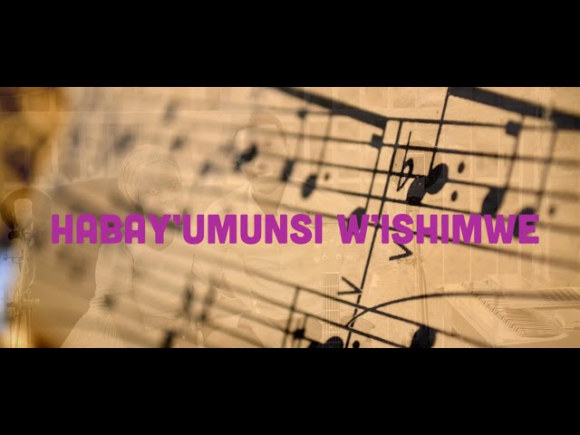 Habay'umunsi w'ishimwe 375 Gushimisha - Papi Clever & Dorcas - Video lyrics (2020) class=