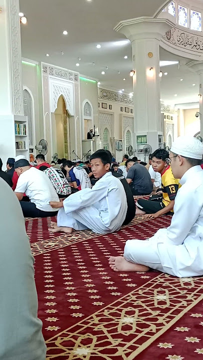 sholat Jum,at di masjid Annur sibu Sarawak Malaysia..