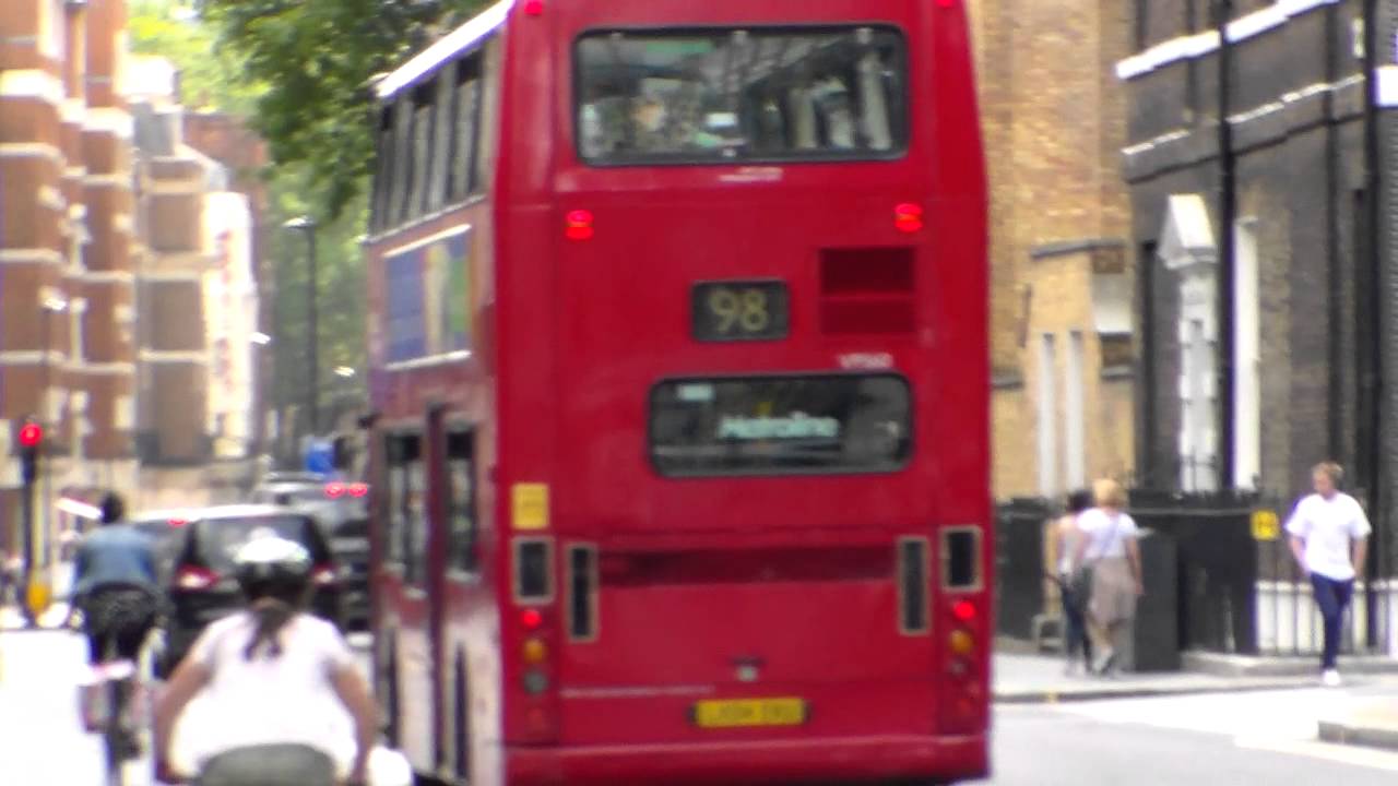 Metroline VP560 LK04EKU at Bedford Square
