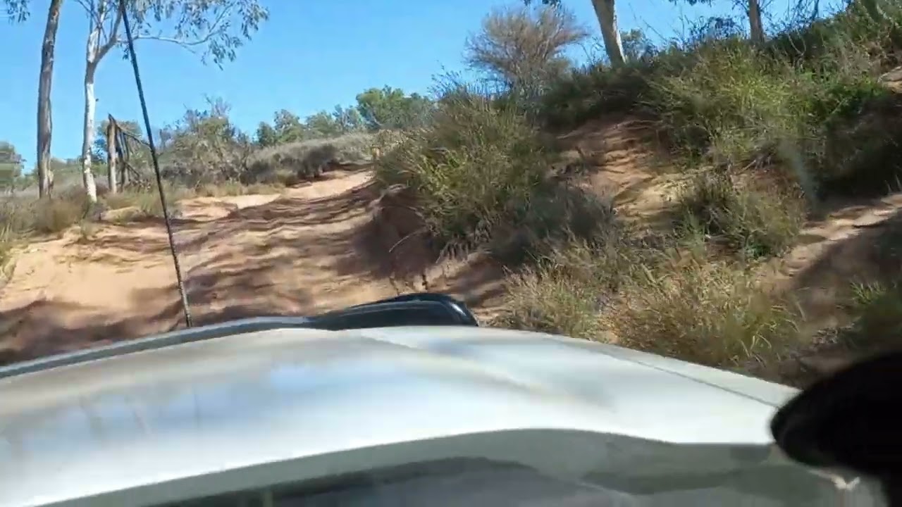 Driving the Finke Gorge Track part 1
