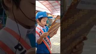 Ilyas menjadi protokol upacara bendera di TK Cendekia(2)