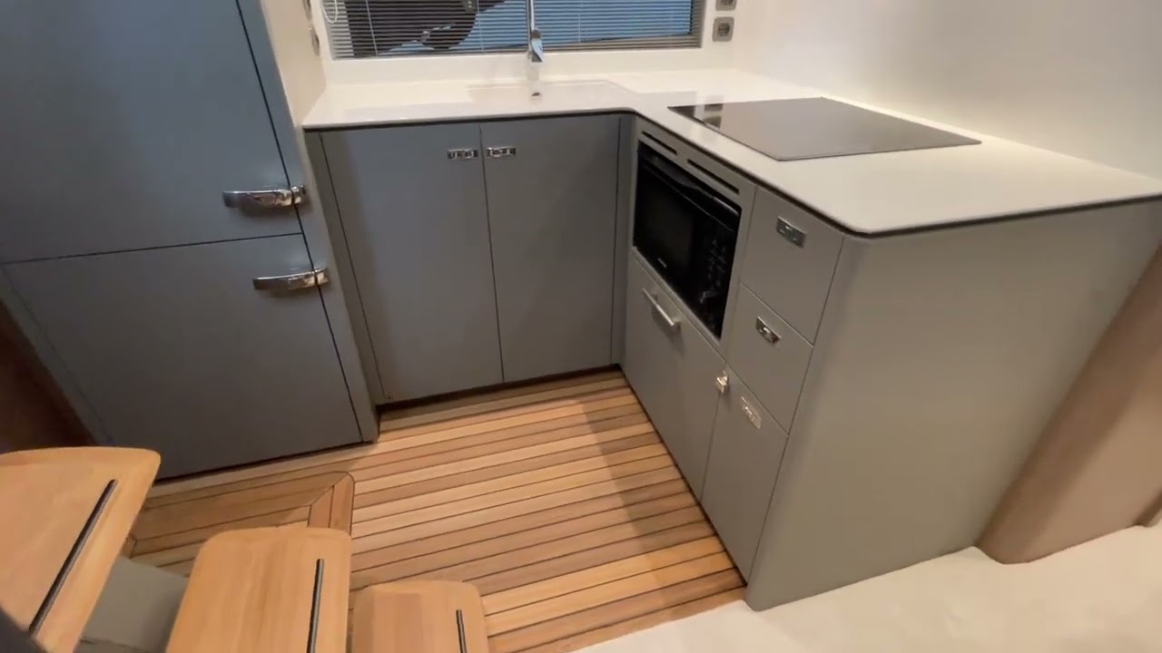 Princess V50 Open