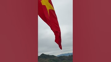 Cờ tổ quốc tung bay tại cột cờ Lũng Cú Hà Giang ngày 8.1.2021