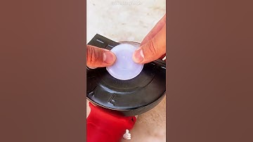 Convenient safety, dust - proof and water - spraying auxiliary tool for angle grinders