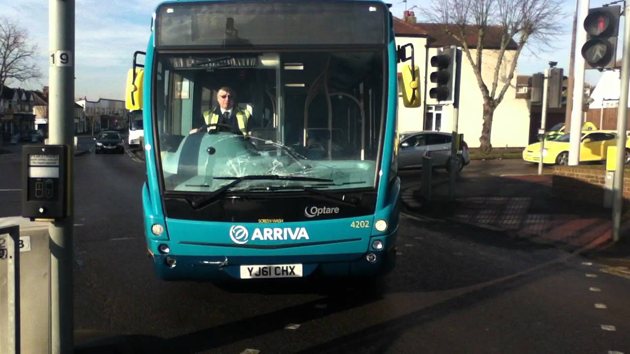 Arriva Southend Optare Versa Passing me with a smashed window after a ...