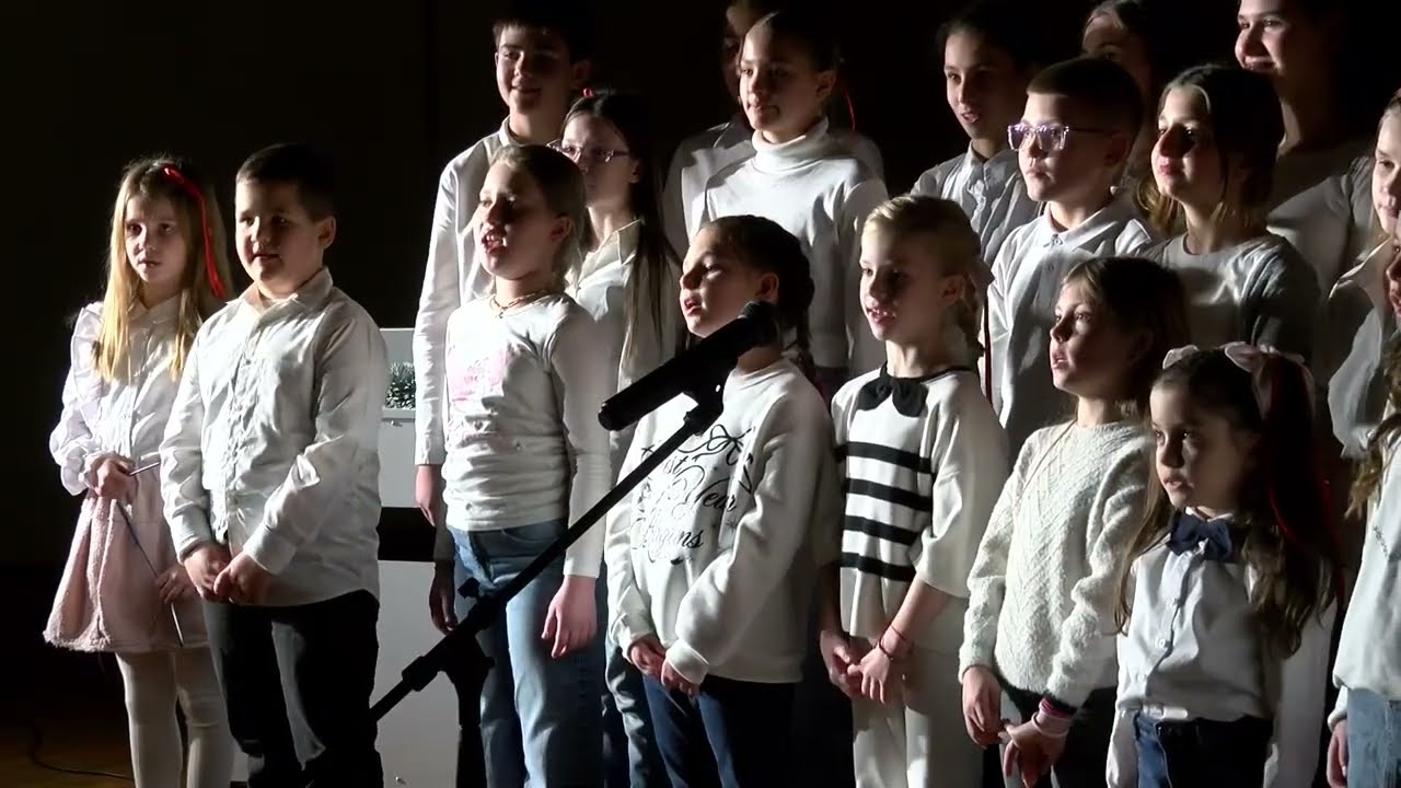 Muzička škola Rača novogodišnji koncert - tehnička podrška KC Rača (SNIMAK TV RAČA)