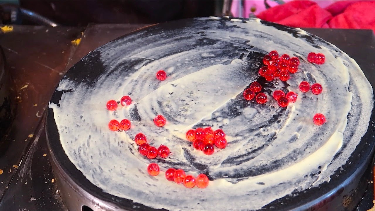 Delicious Crispy Black Crepe - Thai Street Food