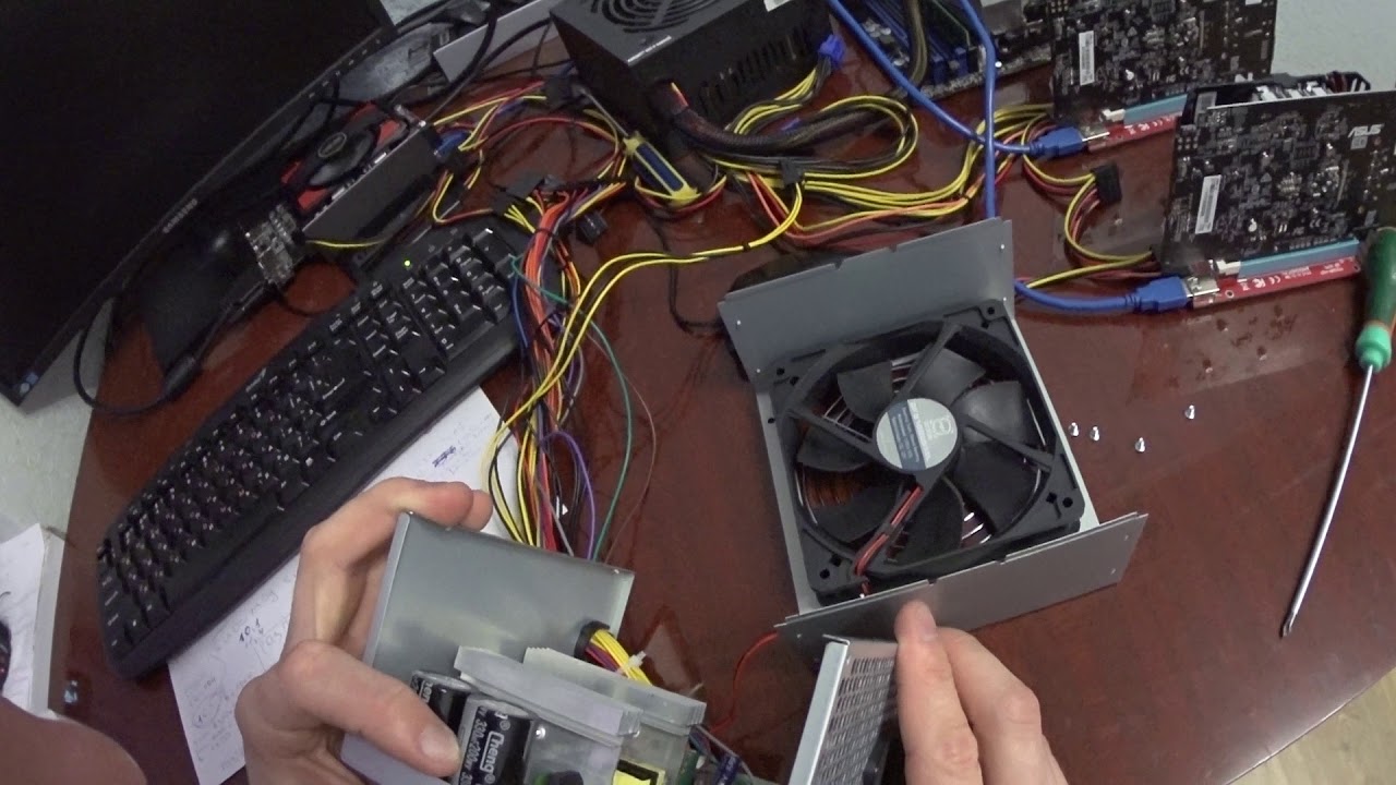 Блок питания ACCORD ACC-350W внутри.