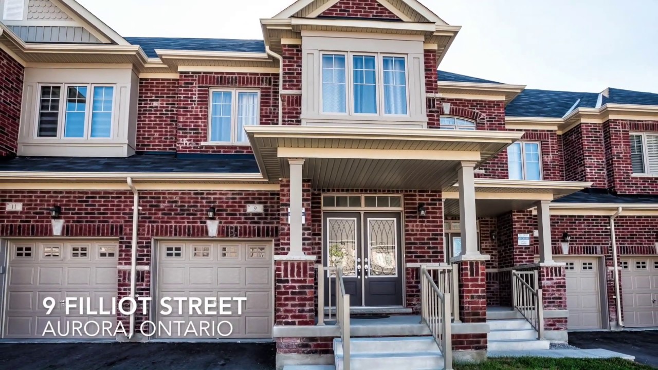 Таунхауз в Канаде, Пригород Торонто, Aurora Townhouse Toronto Canada