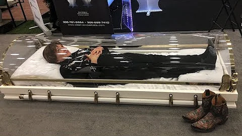 Clear View Caskets at NFDA 2022