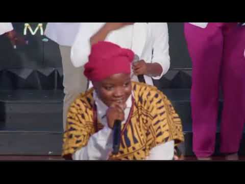 LesLine ministers WAY MAKER at Miracle Arena, Toronto Canada