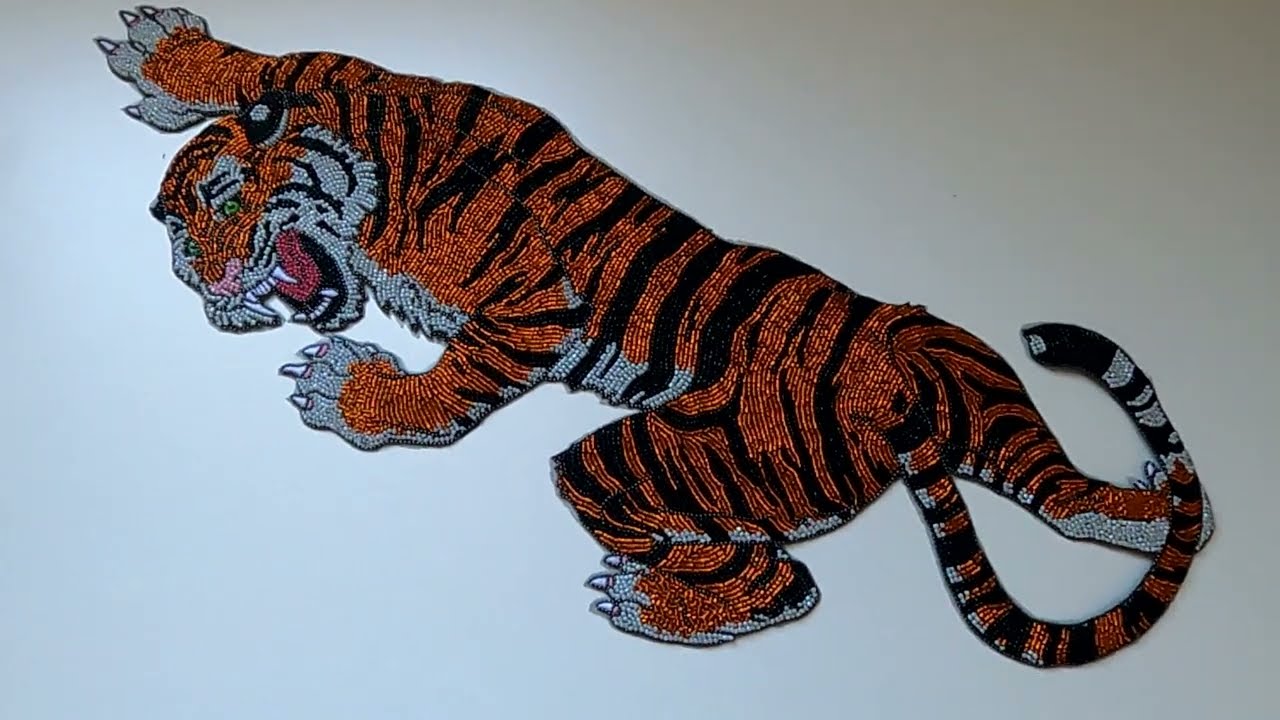BORDADO EM PEDRARIA - TIGRE