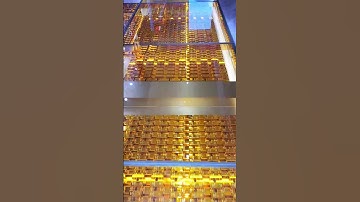 Vàn được xếp ở dưới để mọi người đi qua