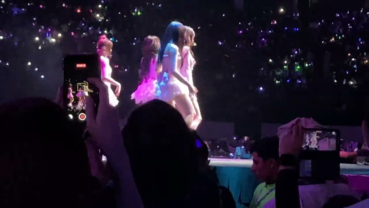 aespa - Savage (Mexico 2023)