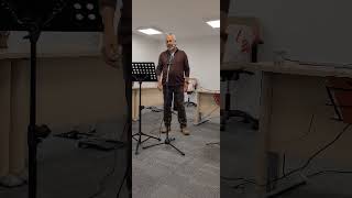 Kurusa Fi̇danin Gülleri̇n Solsa