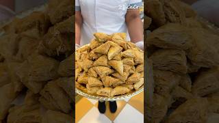 Celebrate Eid with Lulu Big Eid Savers! 🌙✨Enjoy delicious Arabic sweets