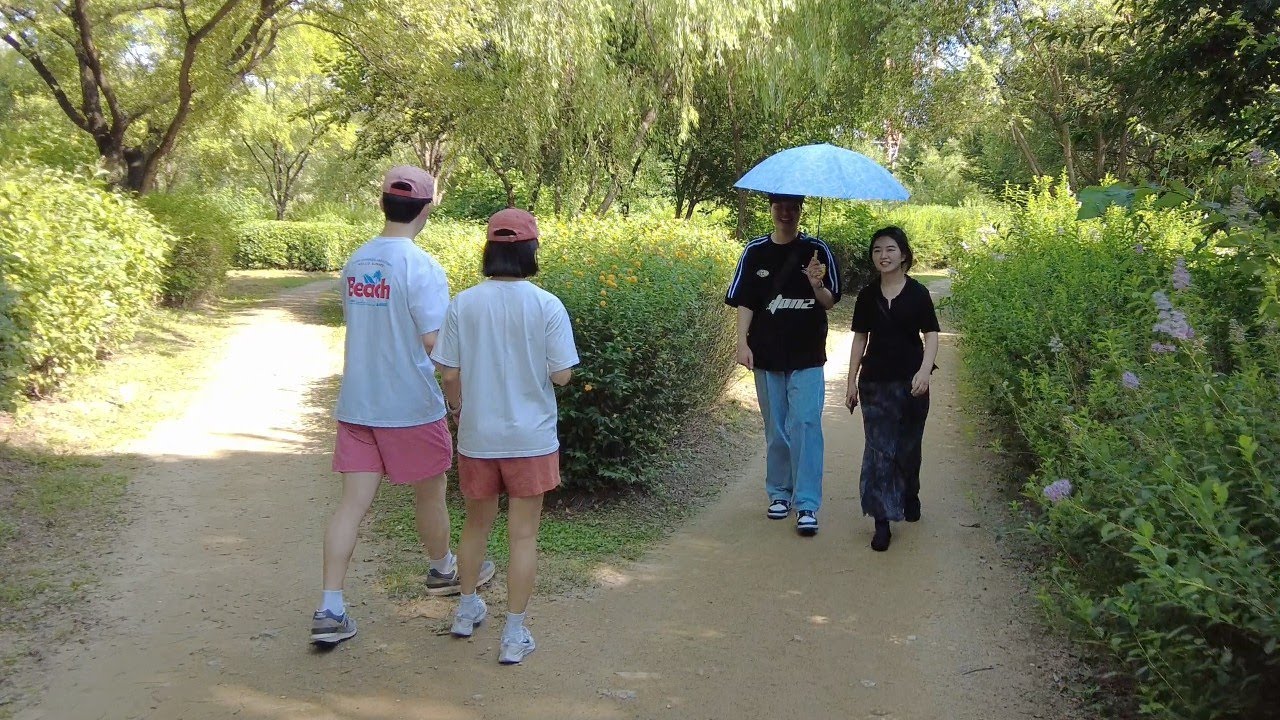 Walking on a Sunny Day in Seoul, Korea - YouTube