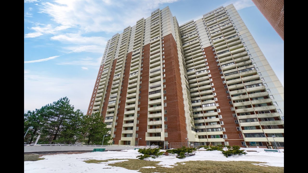 26121 Massey Square, Toronto Home for Sale Real Estate Properties