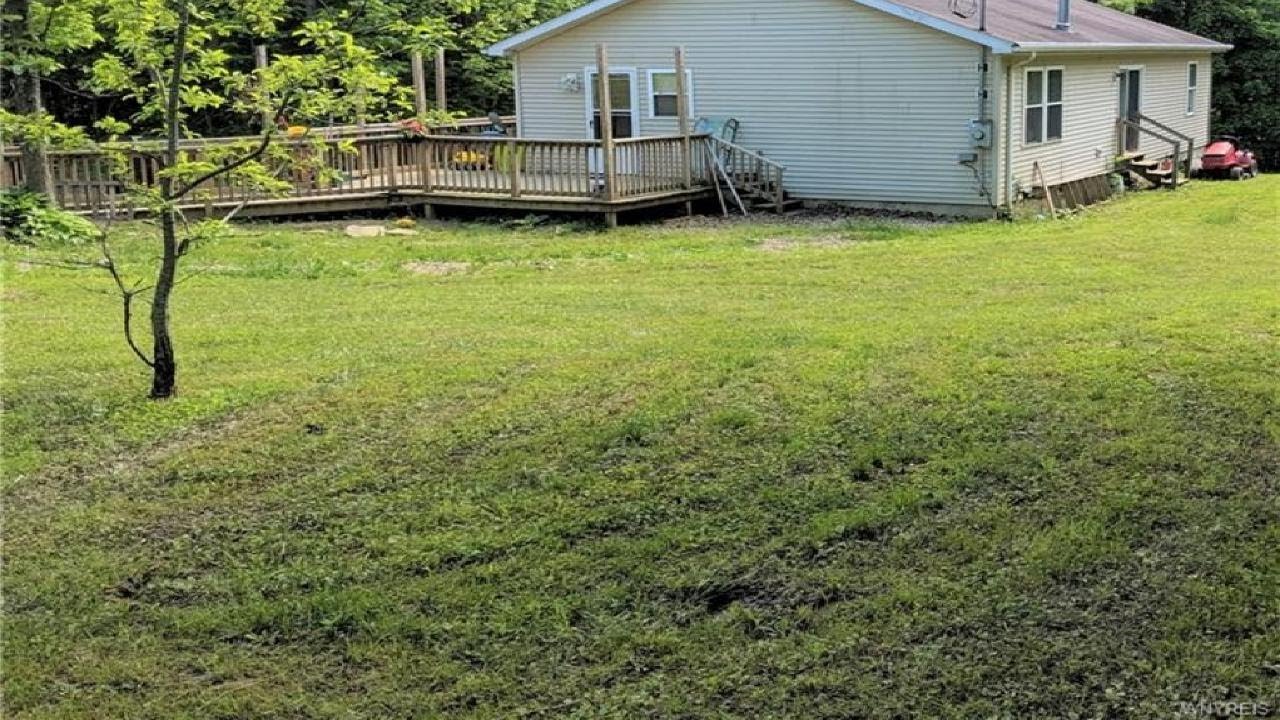 11030 Warner Gulf Road, Sardinia, NY Presented by Shanan Hartel.