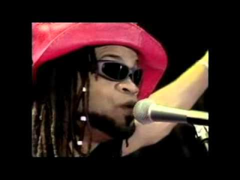 Paralamas + Carlinhos Brown "Uma Brasileira" no VMB 1995 (MTV)