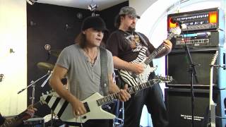 Matthias Jabs feat. Leerose - Coming Home chords