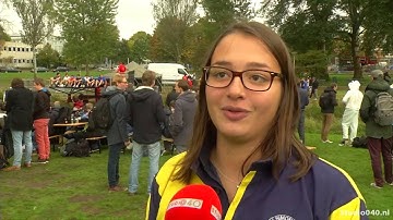 Soaked in October: TU/e ​​students test seesaw above Dommel