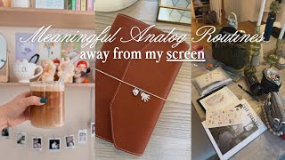 Having fun OFF of my phone 😌 Setting up my new paper republic trifold, journal tours, reading update