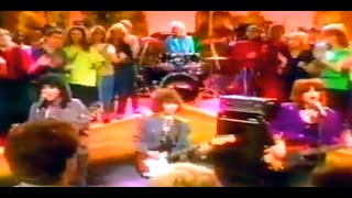 Download Lagu The Bangles - Hero Takes A Fall  @ This Week's Music, Airdate 11/24/1984 MP3