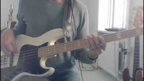 L156 Dorian Minor Bass Exercise