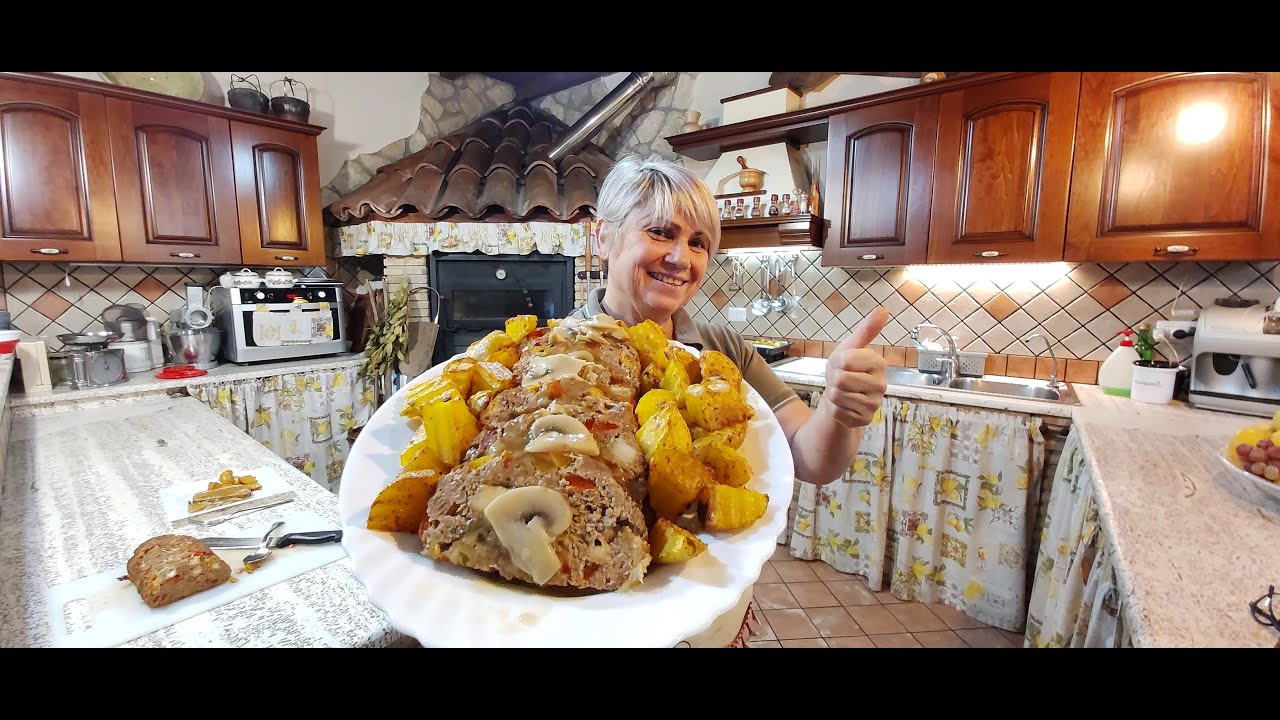 Polpettone della domenica e del giorno dopo. Quando lo mangi rimarrai soddisfatta del tuo lavoro.