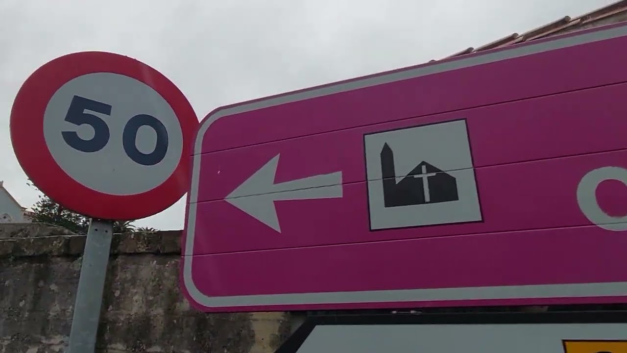 CANTABRIA. Da Santillana del mar a Còbreces Abadia. Decine di km senza buche. NON siamo in Sardegna