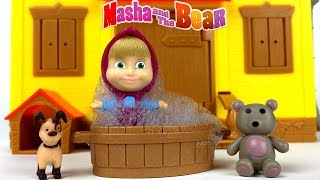 MASHA AND THE BEAR - STORY WITH MASHA PLAYING WITH THE BATHTUB WASHING TEDDY AND OTHER TOY ANIMALS