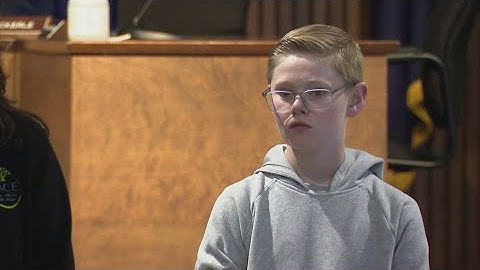 13-year-old boy hailed a hero, jumps into actions after school bus driver faints behind the wheel