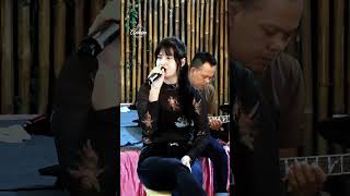 Suci, Tanpa Kepalsuan