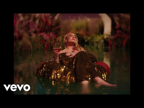 Смотреть клип Adele - I Drink Wine