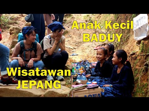 Apa Yang Ditanyakan Ketika Anak Kecil Baduy Diwawancarai Wisatawan Jepang