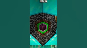 Minecraft : ENDLESS STAIRCASE Loop #Shorts #viral #trending #gaming  #minecraft