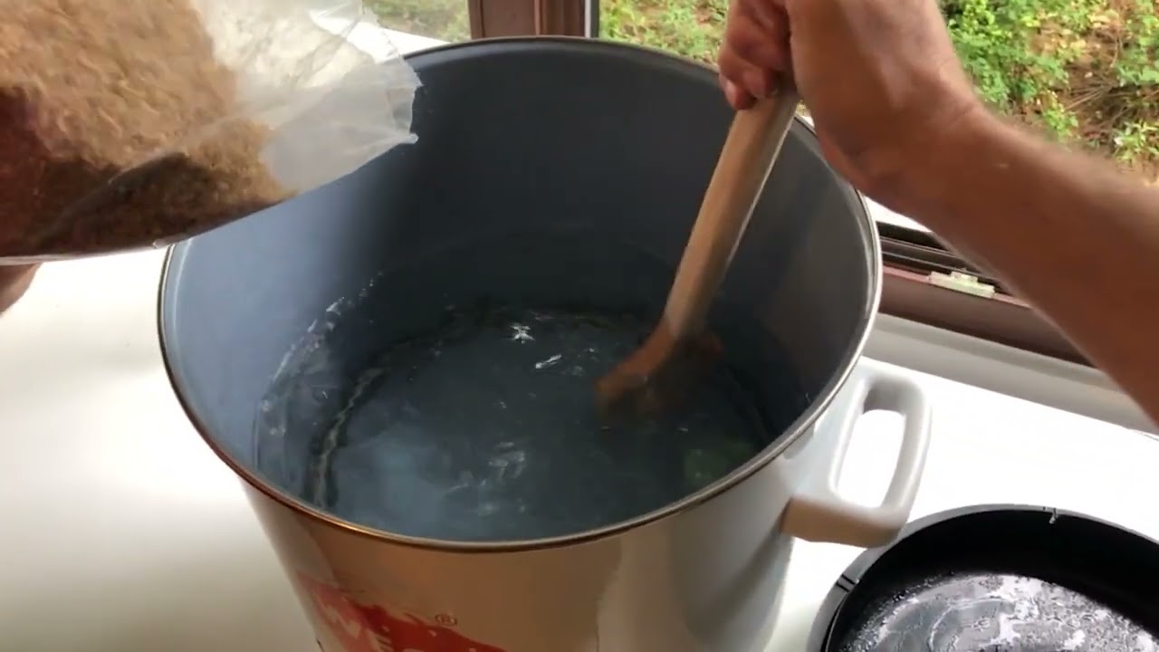 Einmaischen in den Einkocher