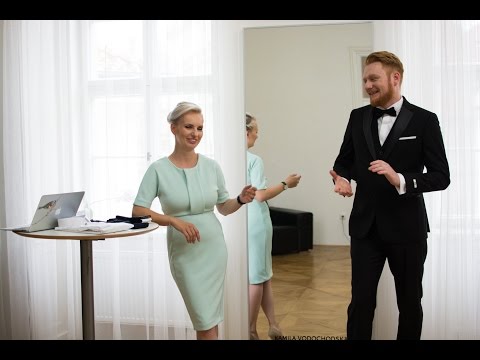 Video: Na akci black tie?